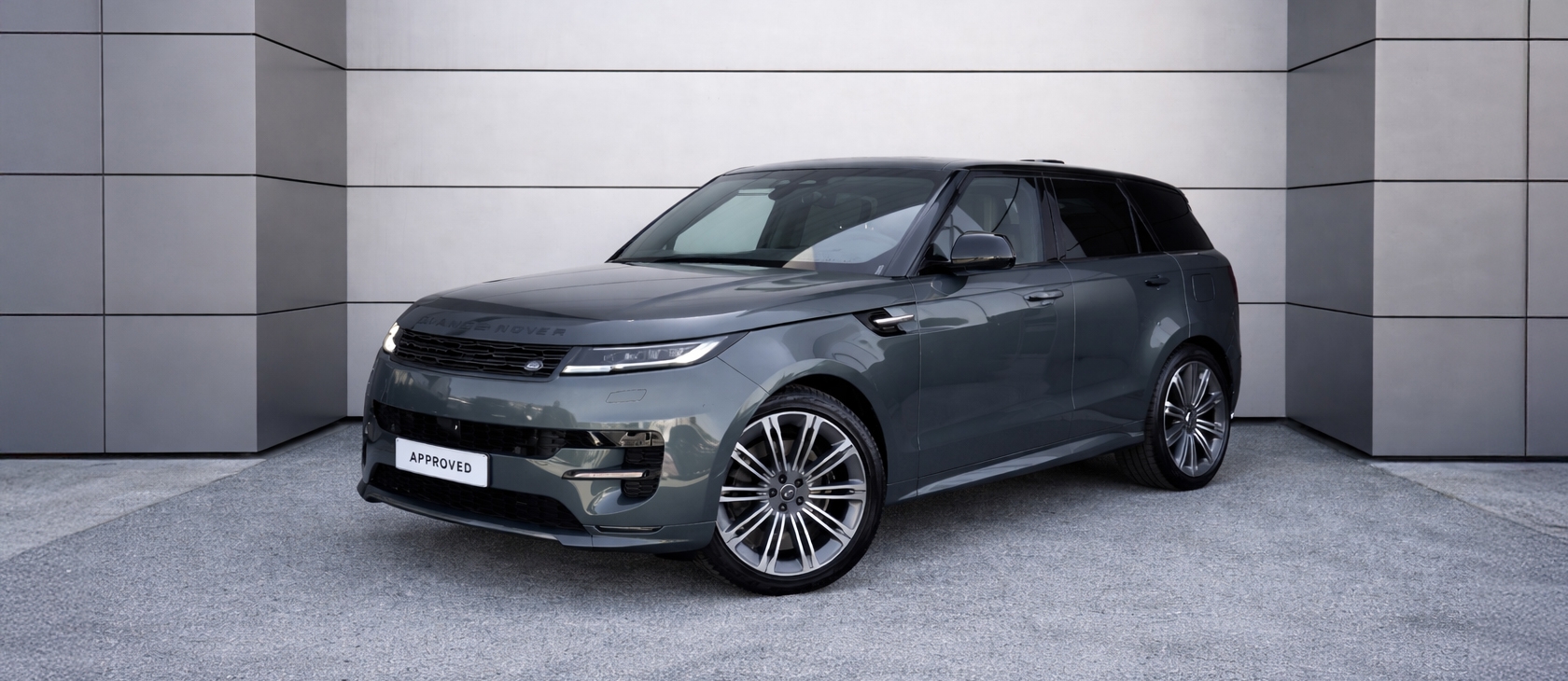 Range Rover Sport P550e Dynamic Autobiography : l’hybride rechargeable dans sa version la plus aboutie